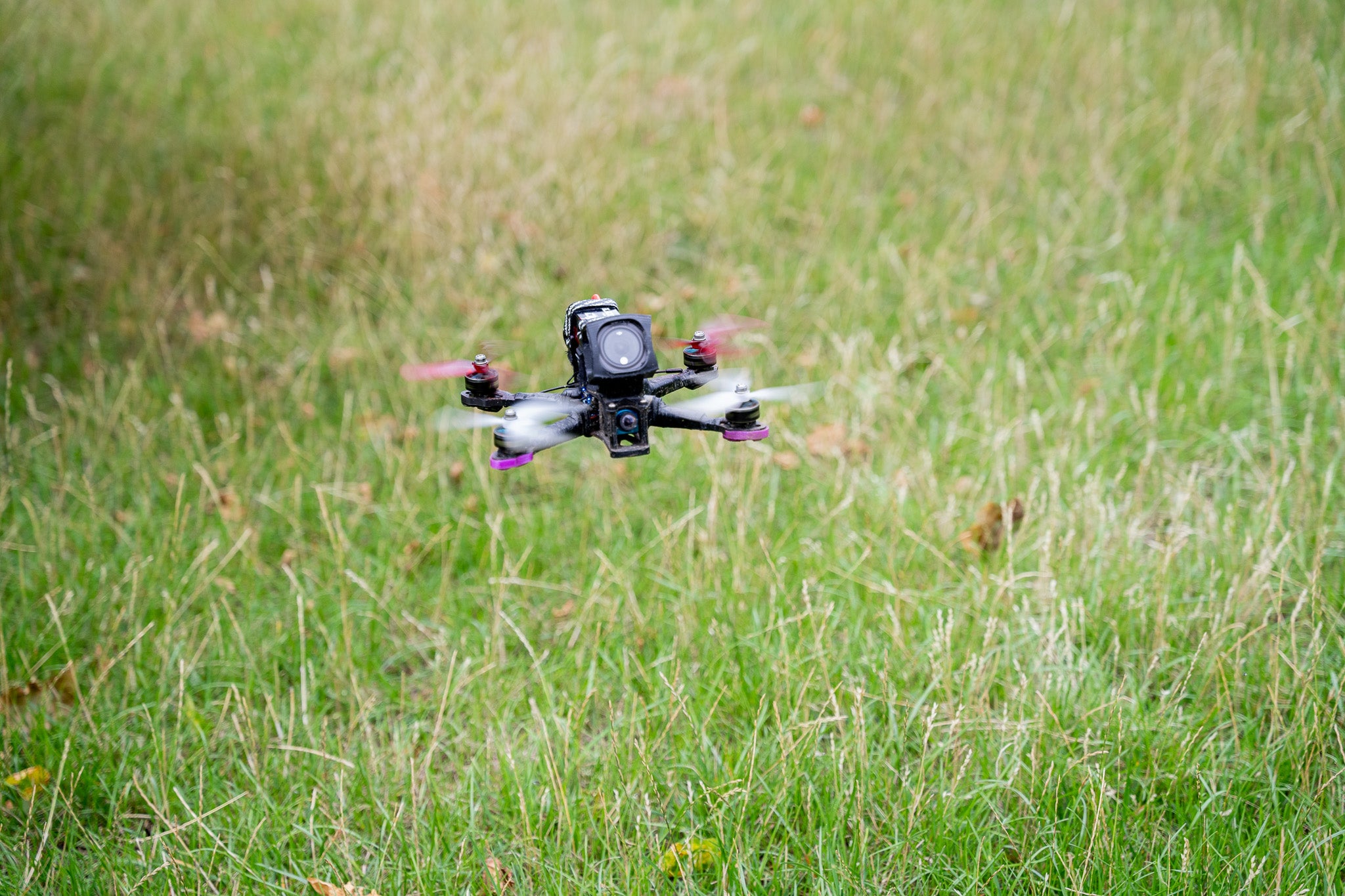 Flugfertige FPV Drohne Custom Build — DJI O3 Long Range